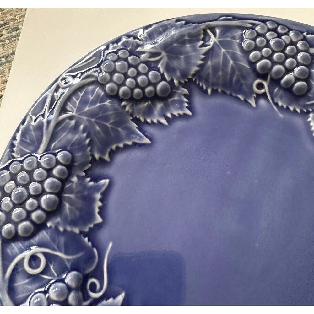 Set Of 2 Bordallo Pinheiro Cobalt Blue Grapes, Vine, Leaves 9.4” Luncheon Plates - Picture 10 of 15